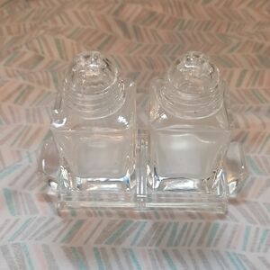 Elegant Clear Glass Salt and Pepper Shaker Set